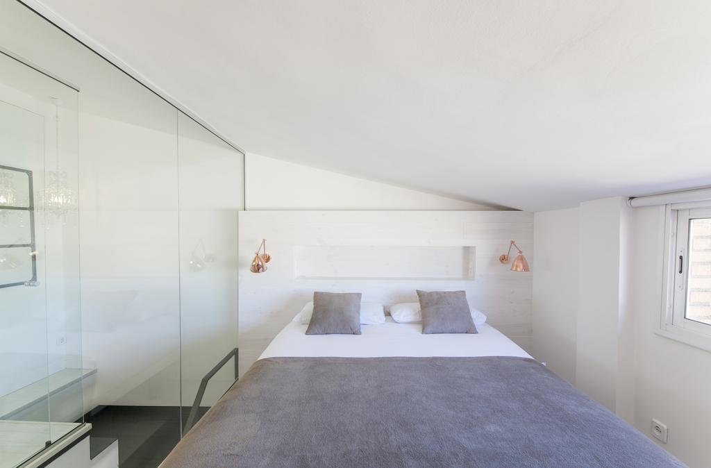 Barcelona Penthouse Private Terrace Sustainable Stay Keyless Access Екстер'єр фото